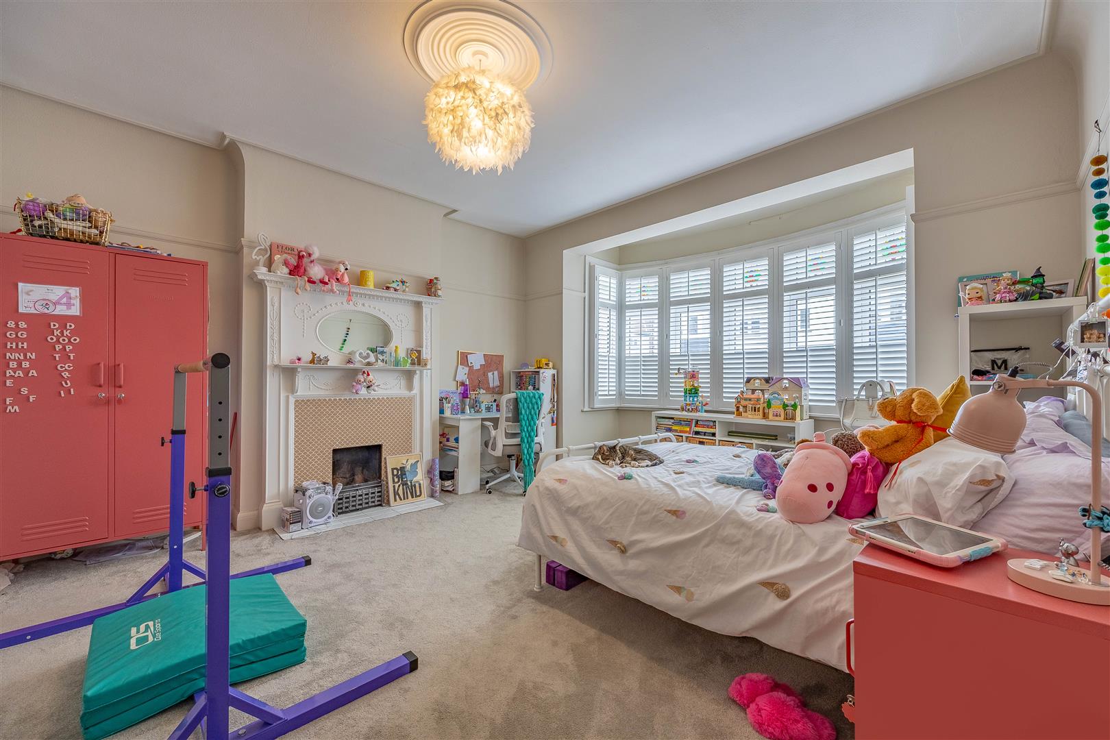 Lounge/Bedroom 2